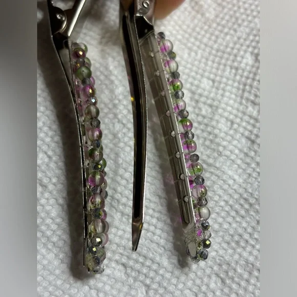 Hand crafted set of hair clips hand wrapped w/ green & fuchsia glass beads 3 in. - Picture 4 of 4